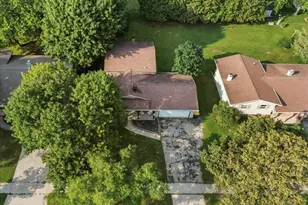 1912 Jefferson St, West Bend, WI 53090 - Photo 3