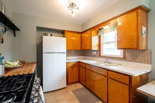 4014 S Logan Ct, Milwaukee, WI 53207 - Photo 7