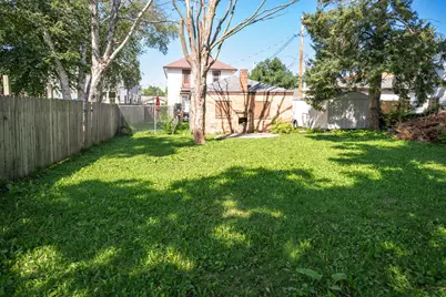 611  West Blvd, Racine, WI 53405 - Photo 15