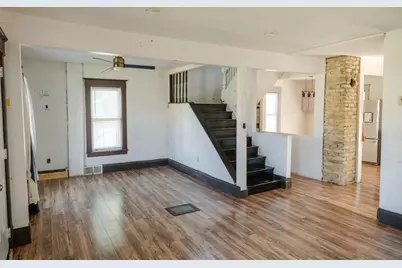611  West Blvd, Racine, WI 53405 - Photo 3