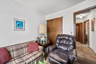 6540 W Mill Rd, Milwaukee, WI 53218 - Photo 29