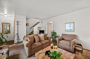 6540 W Mill Rd, Milwaukee, WI 53218 - Photo 19