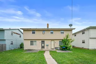 6540 W Mill Rd, Milwaukee, WI 53218 - Photo 31