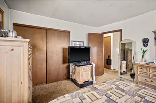 6540 W Mill Rd, Milwaukee, WI 53218 - Photo 25