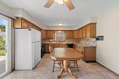 9414 W Oklahoma Ave, West Allis, WI 53227 - Photo 3