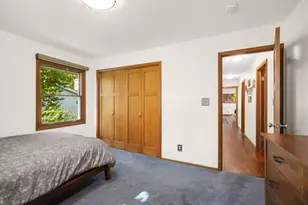 W74N755 Spruce Ave, Cedarburg, WI 53012 - Photo 23