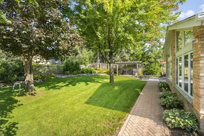 W74N755  Spruce Ave, Cedarburg, WI 53012 - Photo 35