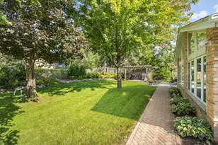 W74N755 Spruce Ave, Cedarburg, WI 53012 - Photo 35
