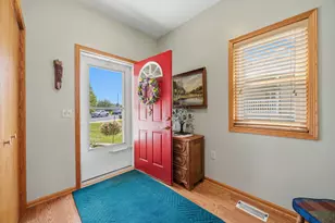1508 Dommo Dr, Fort Atkinson, WI 53538 - Photo 3
