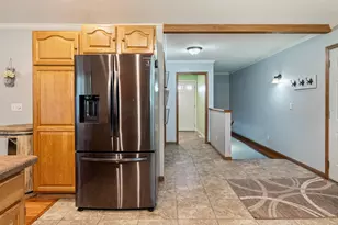 316 Gaarder Rd, Holmen, WI 54636 - Photo 13