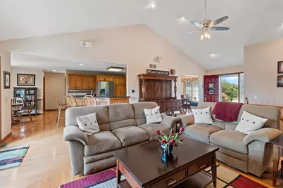6150  Silver Hills Dr, Manitowoc Rapids, WI 54220 - Photo 13
