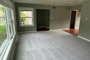 2105 Ludington Ave, Wauwatosa, WI 53226 - Photo 7