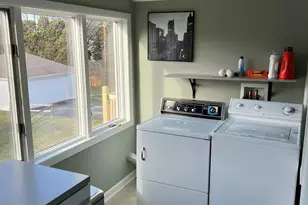 2105 Ludington Ave, Wauwatosa, WI 53226 - Photo 15