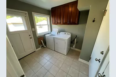 2105  Ludington Ave #2107, Wauwatosa, WI 53226 - Photo 5
