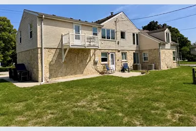 2105  Ludington Ave #2107, Wauwatosa, WI 53226 - Photo 27