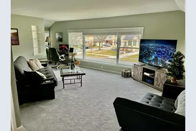 2105  Ludington Ave #2107, Wauwatosa, WI 53226 - Photo 13