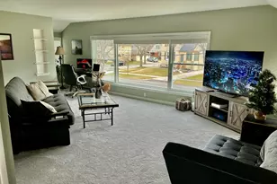 2105 Ludington Ave, Wauwatosa, WI 53226 - Photo 13