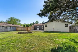 3919 Martin Ln, Two Rivers, WI 54241 - Photo 27