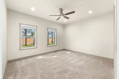 1800  Prairie Pl #4, Holmen, WI 54636 - Photo 17
