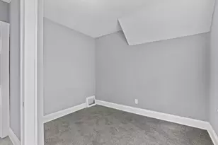 207 S 73rd St, Milwaukee, WI 53214 - Photo 23