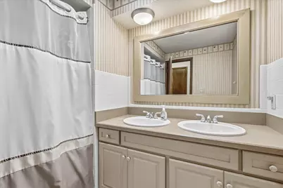 931  Fairview Dr, Port Washington, WI 53074 - Photo 27