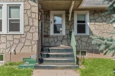 1128  19th St, La Crosse, WI 54601 - Photo 3