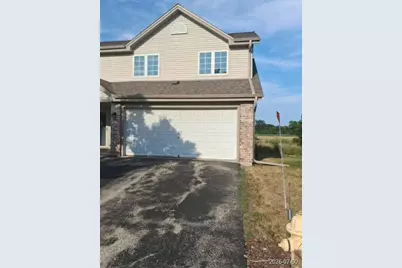 1911  Mallard Pointe Cir #H, Waukesha, WI 53189 - Photo 1