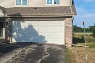 1911 Mallard Pointe Cir, Waukesha, WI 53189 - Photo 1