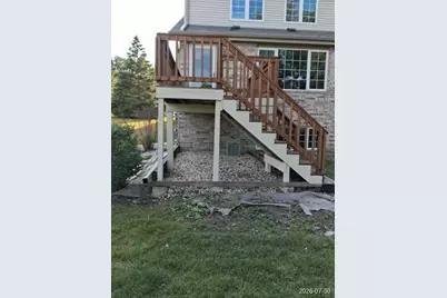 1911  Mallard Pointe Cir #H, Waukesha, WI 53189 - Photo 9