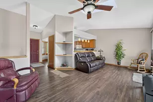 3415 124th St, Pleasant Prairie, WI 53158 - Photo 9
