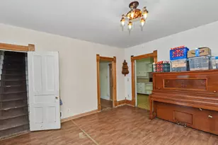 139 W Oak Grove St, Juneau, WI 53039 - Photo 7
