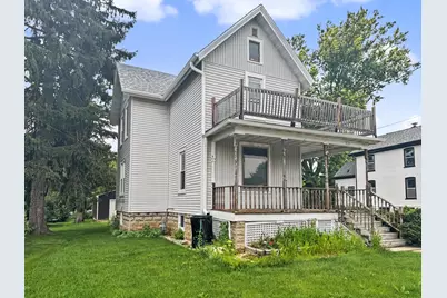 139 W Oak Grove St, Juneau, WI 53039 - Photo 3