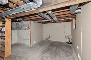 139 W Oak Grove St, Juneau, WI 53039 - Photo 31