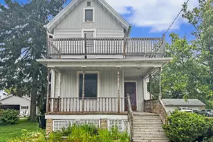 139 W Oak Grove St, Juneau, WI 53039 - Photo 1