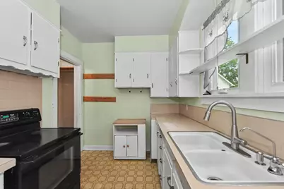 139 W Oak Grove St, Juneau, WI 53039 - Photo 15