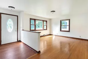 1908 W Ramsey Ave, Milwaukee, WI 53221 - Photo 15