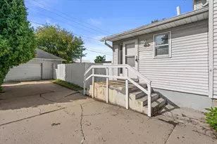 123 Cook St, Waukesha, WI 53186 - Photo 27
