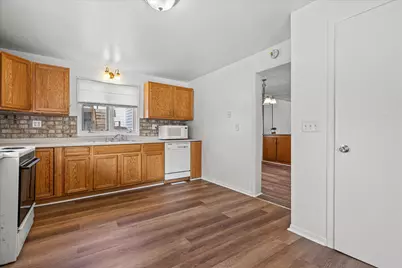 123  Cook St, Waukesha, WI 53186 - Photo 13