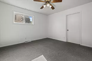 123 Cook St, Waukesha, WI 53186 - Photo 9