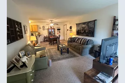 210 E Remer Rd #204, Elkhorn, WI 53121 - Photo 7