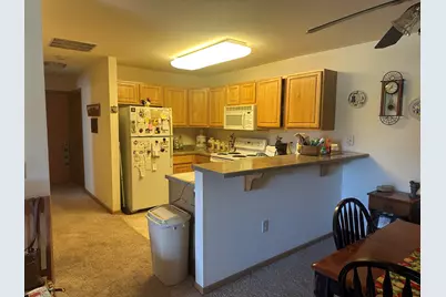 210 E Remer Rd #204, Elkhorn, WI 53121 - Photo 11