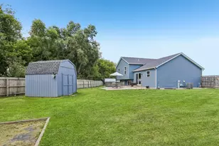 1511 E Longneedle Ln, Elkhorn, WI 53121 - Photo 35