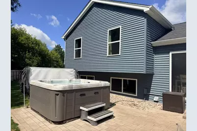 1511 E Longneedle Ln, Elkhorn, WI 53121 - Photo 3