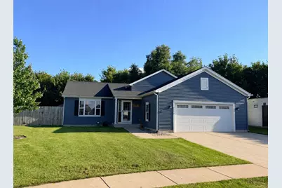 1511 E Longneedle Ln, Elkhorn, WI 53121 - Photo 1