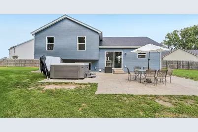 1511 E Longneedle Ln, Elkhorn, WI 53121 - Photo 37