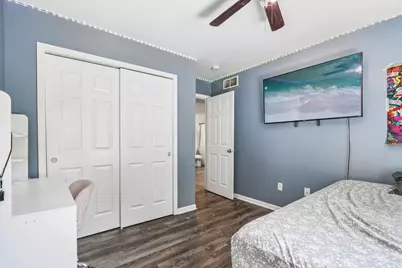 1511 E Longneedle Ln, Elkhorn, WI 53121 - Photo 17
