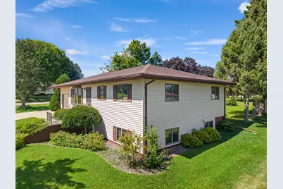 442  Sunnyside Dr, Caledonia, MN 55921 - Photo 27