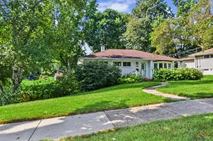 1025 W Cumberland Dr, Waukesha, WI 53188 - Photo 37