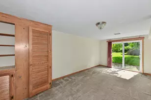 1025 W Cumberland Dr, Waukesha, WI 53188 - Photo 25