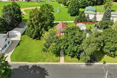 414  Grove St, Sullivan, WI 53178 - Photo 31
